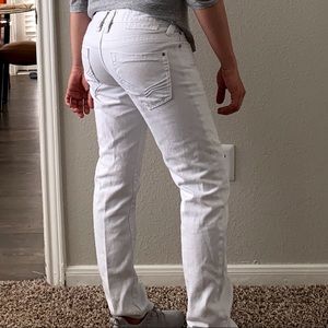 G by Guess Slim-Fit white jeans